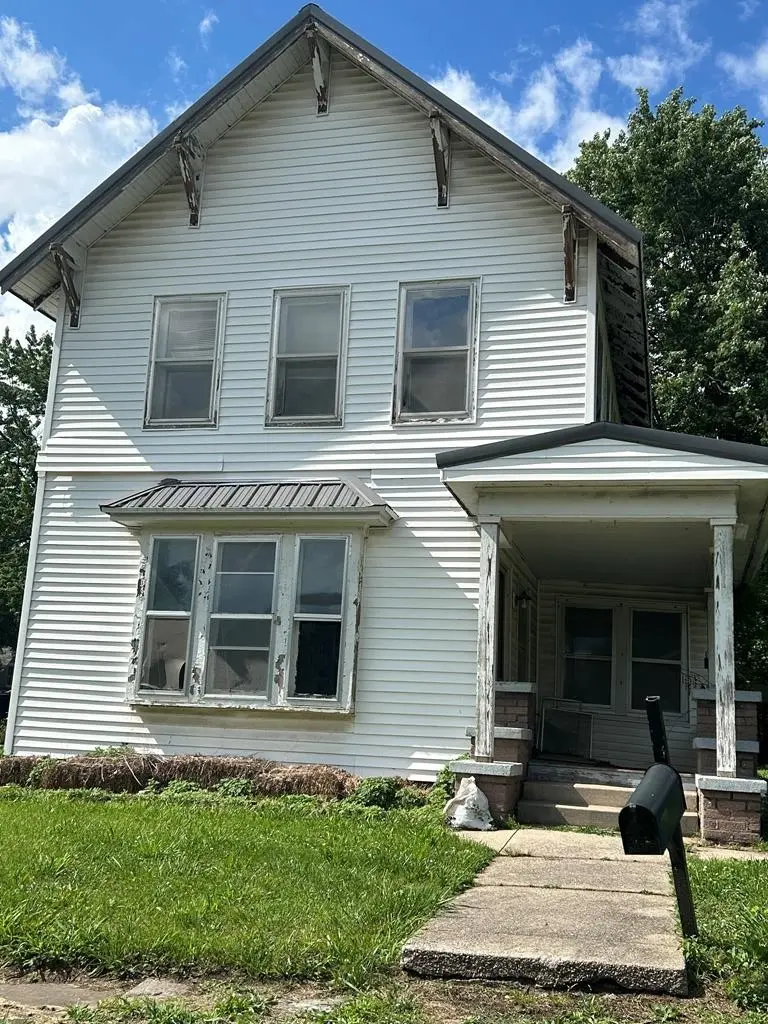 420 Smith St