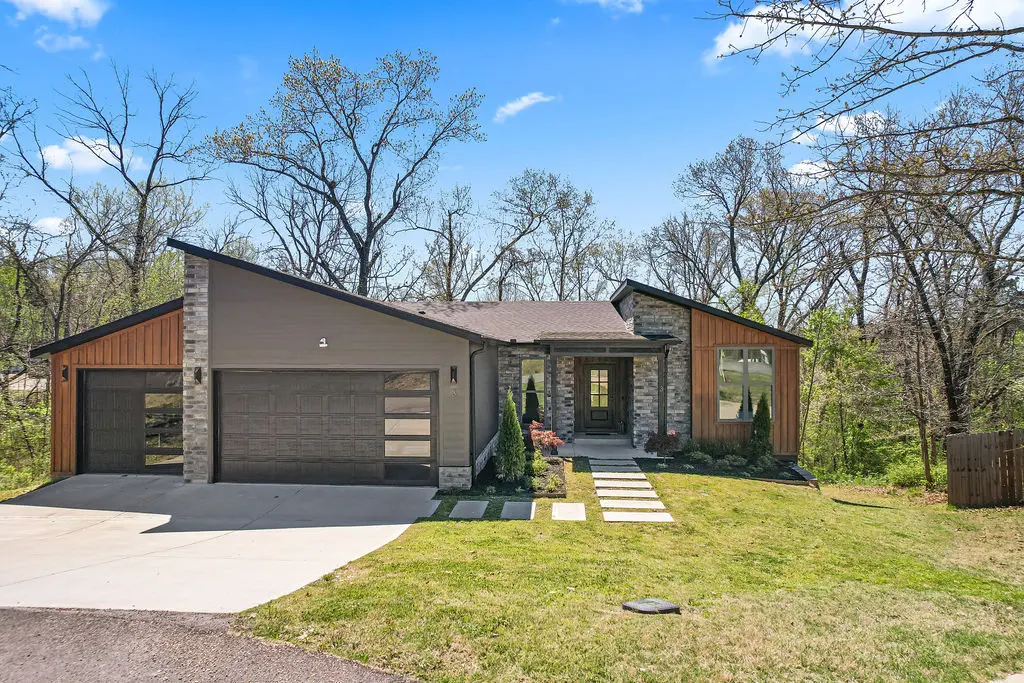 3 Darten Cir