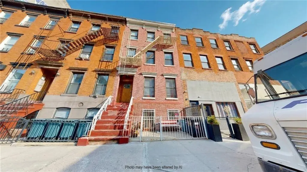 744 Driggs Ave
