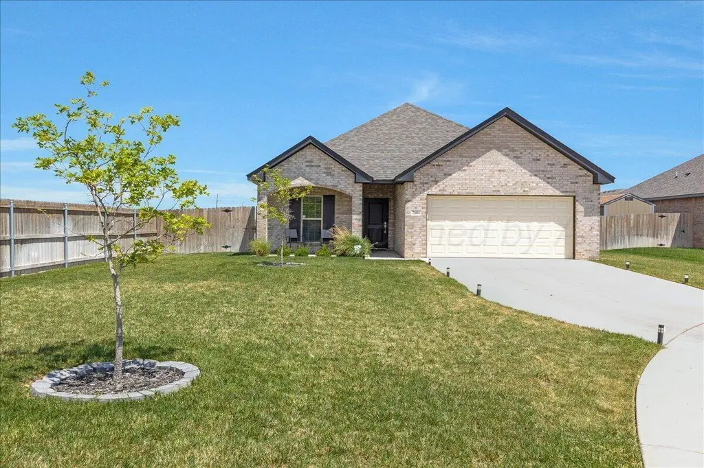 7501 Wellington Ct
