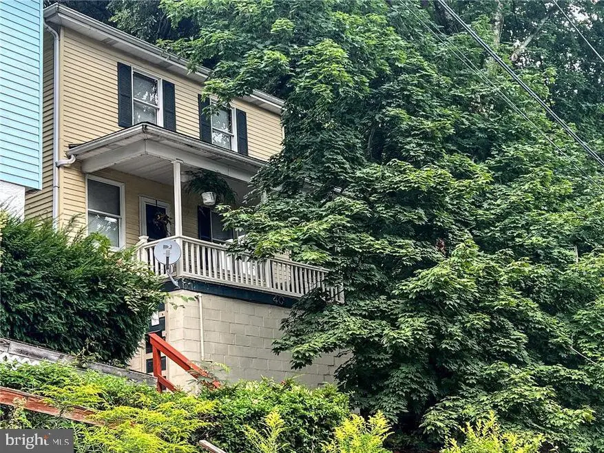 40 Richland Ave