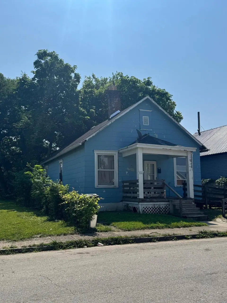 452 Gilbert St