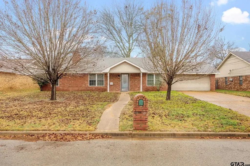 409 Shelly Dr