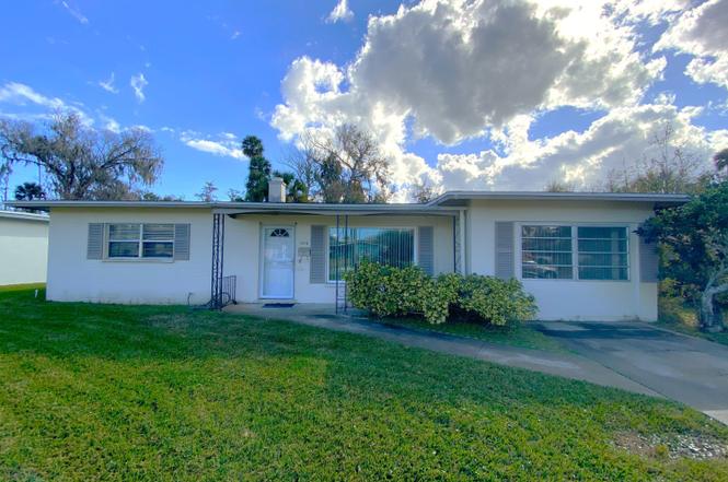 1113 Clearwater Rd