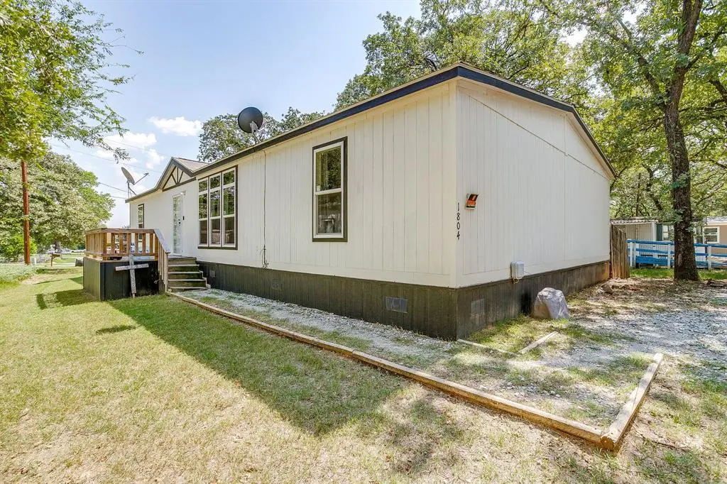 1804 Coral Rd