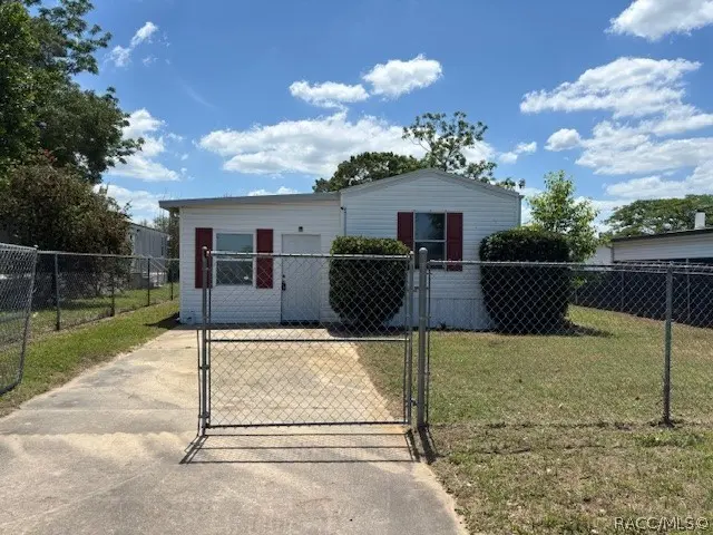 4284 E Alabama Ln