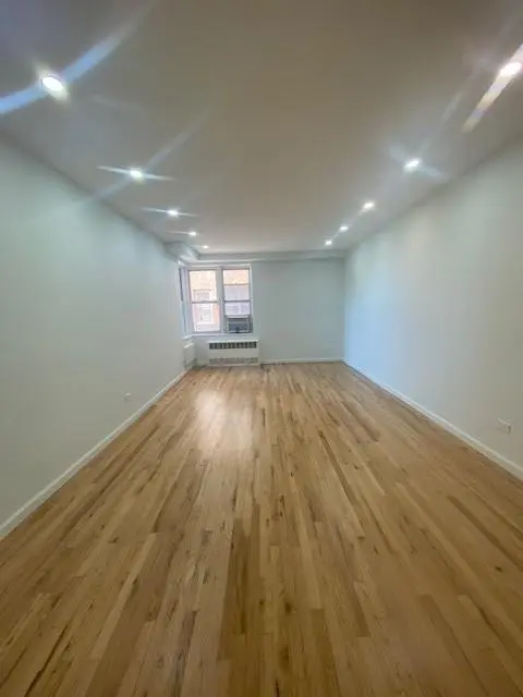 2727 Ocean Pkwy Unit C19