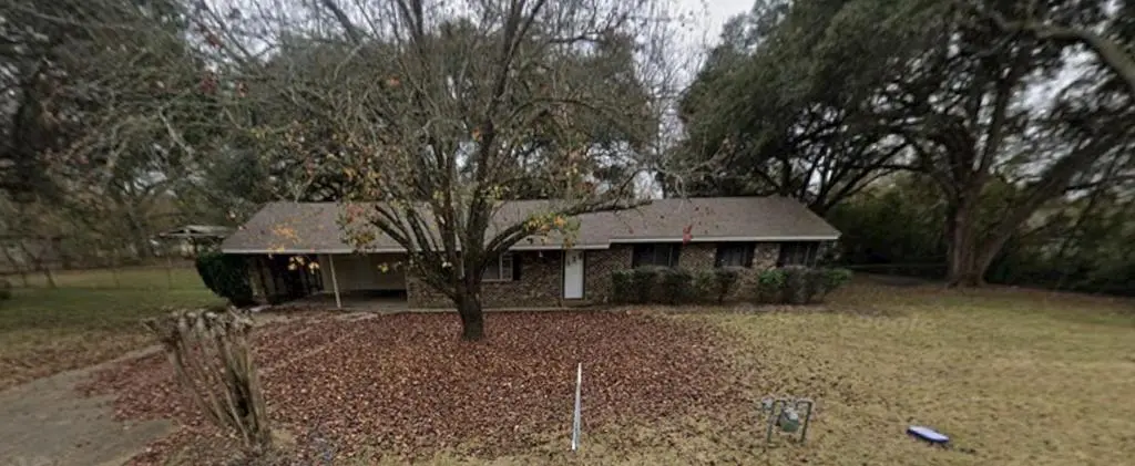 809 Maxwell Dr
