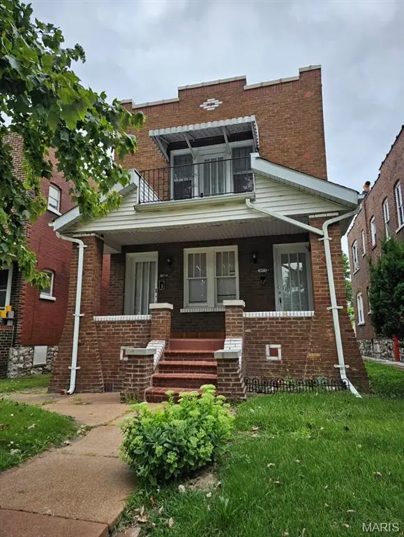 3871 Alberta St