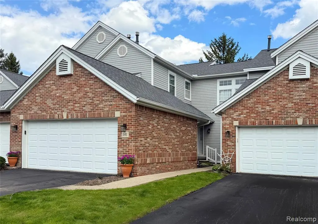 1146 Fairways Blvd #23
