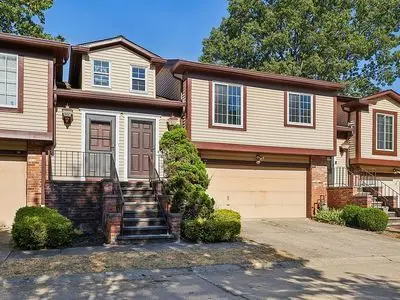 209 Greenbriar Ct