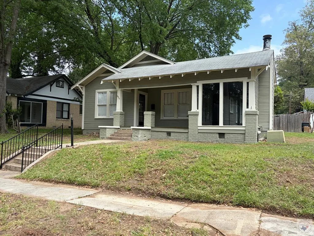 1916 Laurel St