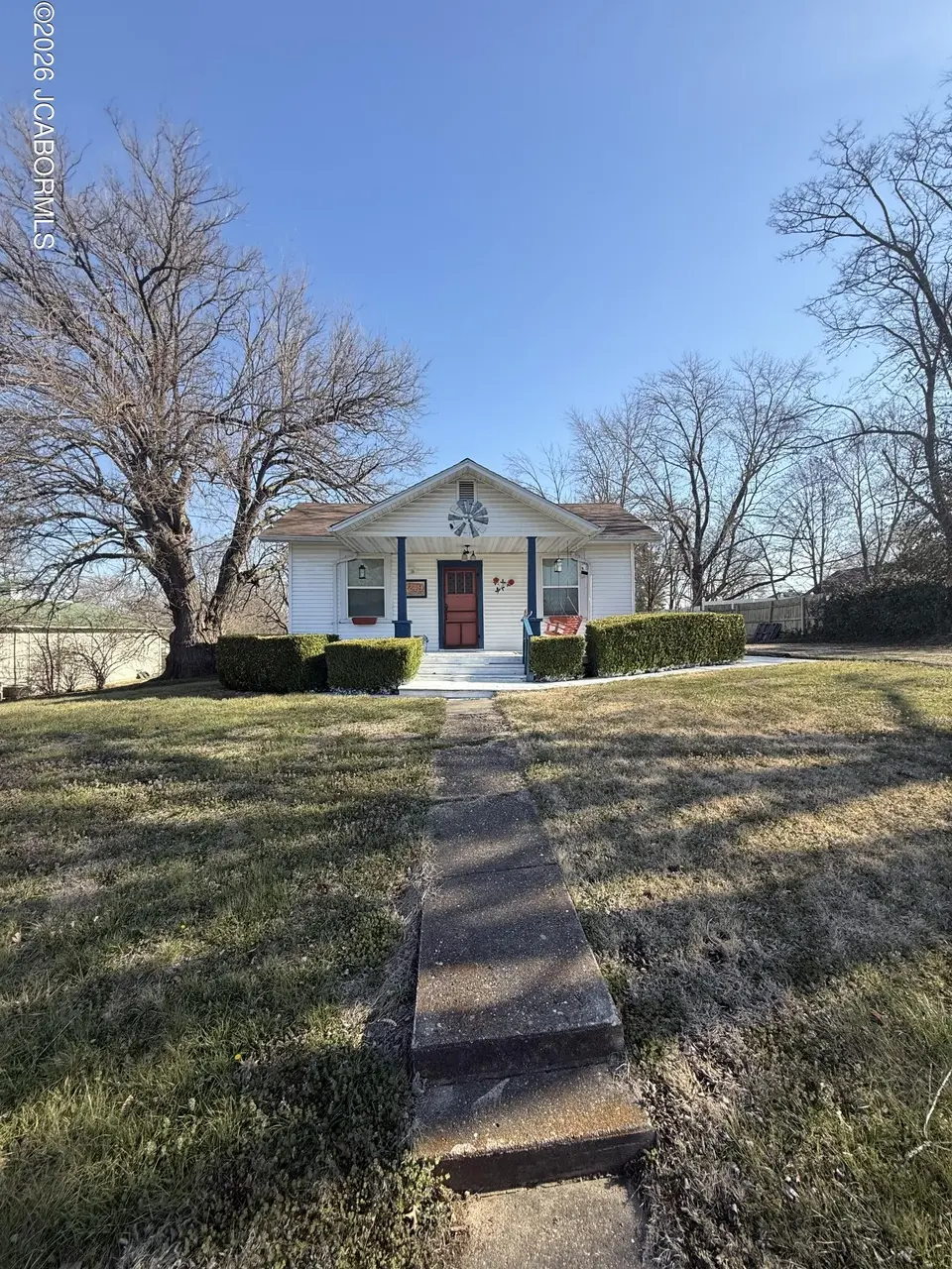 219 Willow Dr