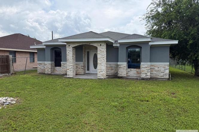 1218 Sunset Dr