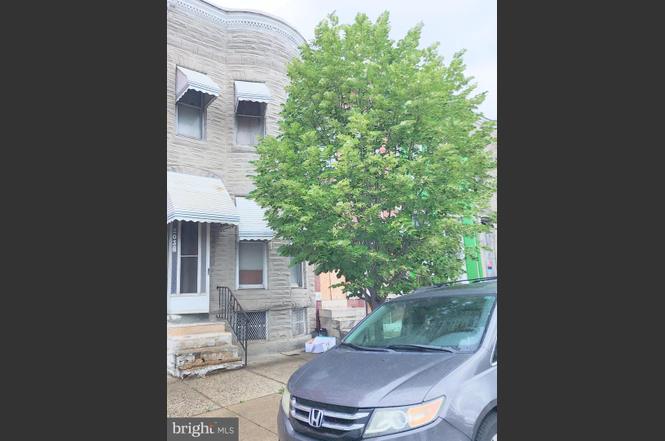 2030 N Fulton Ave