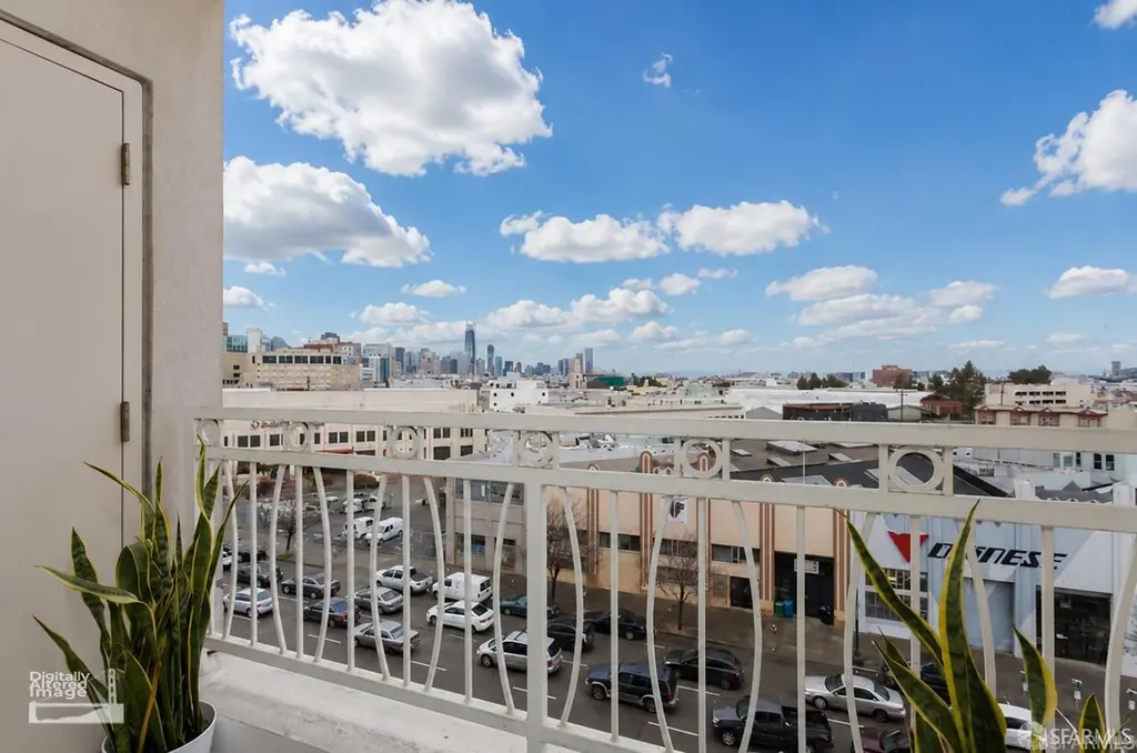 140 South Van Ness Ave #707