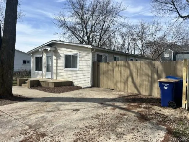 4024 Wenonah Ln