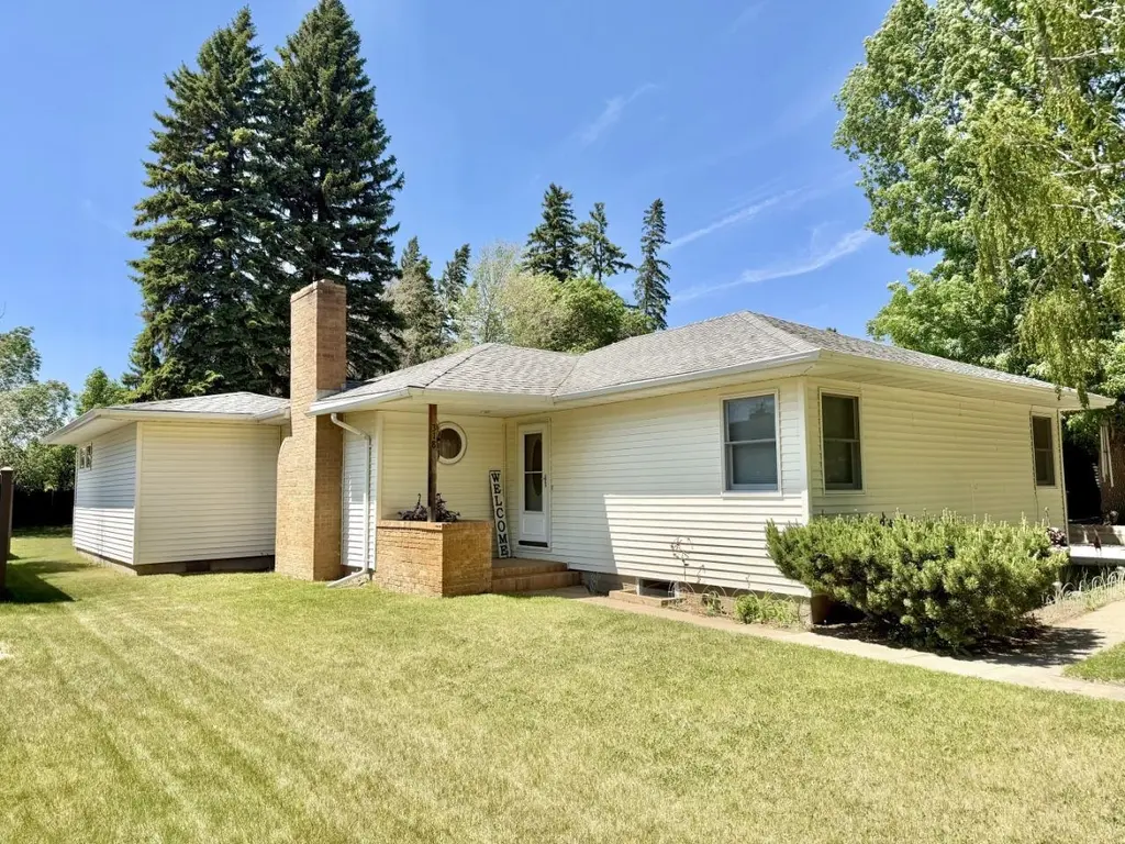 318 8th Ave SW