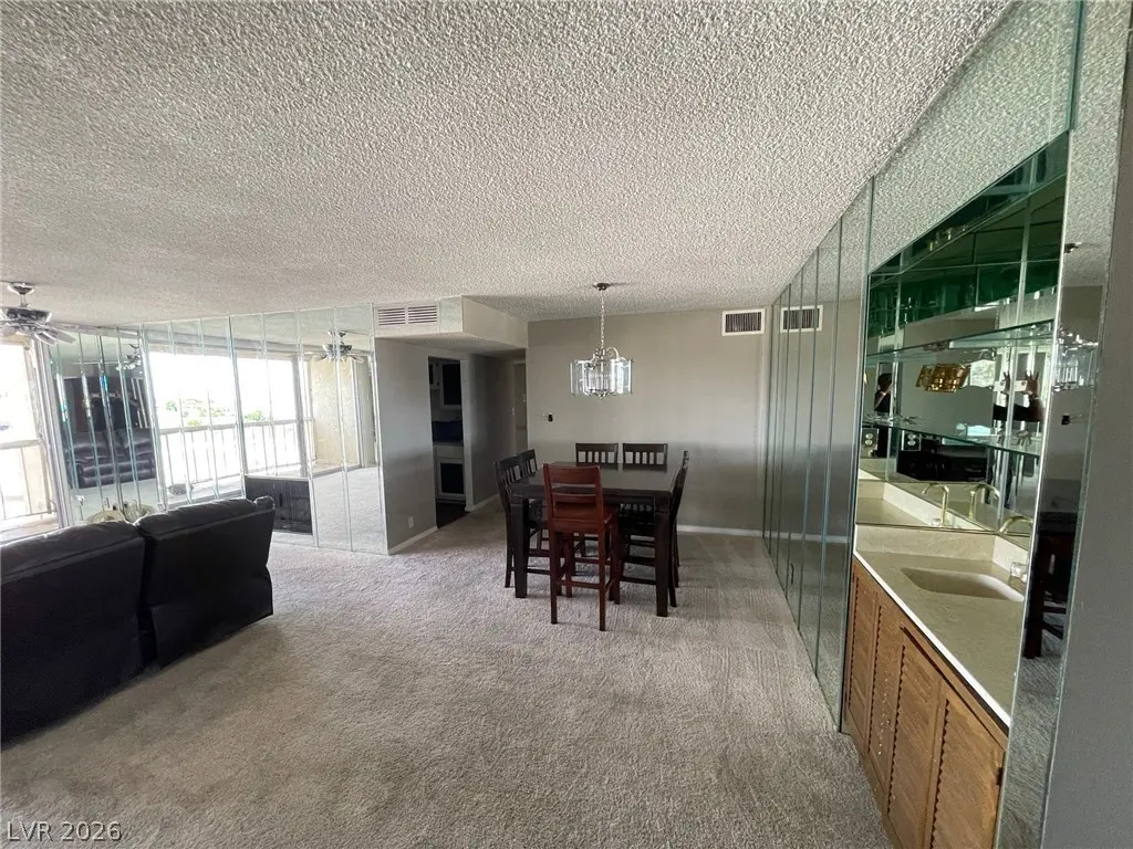 750 S Royal Crest Cir #351