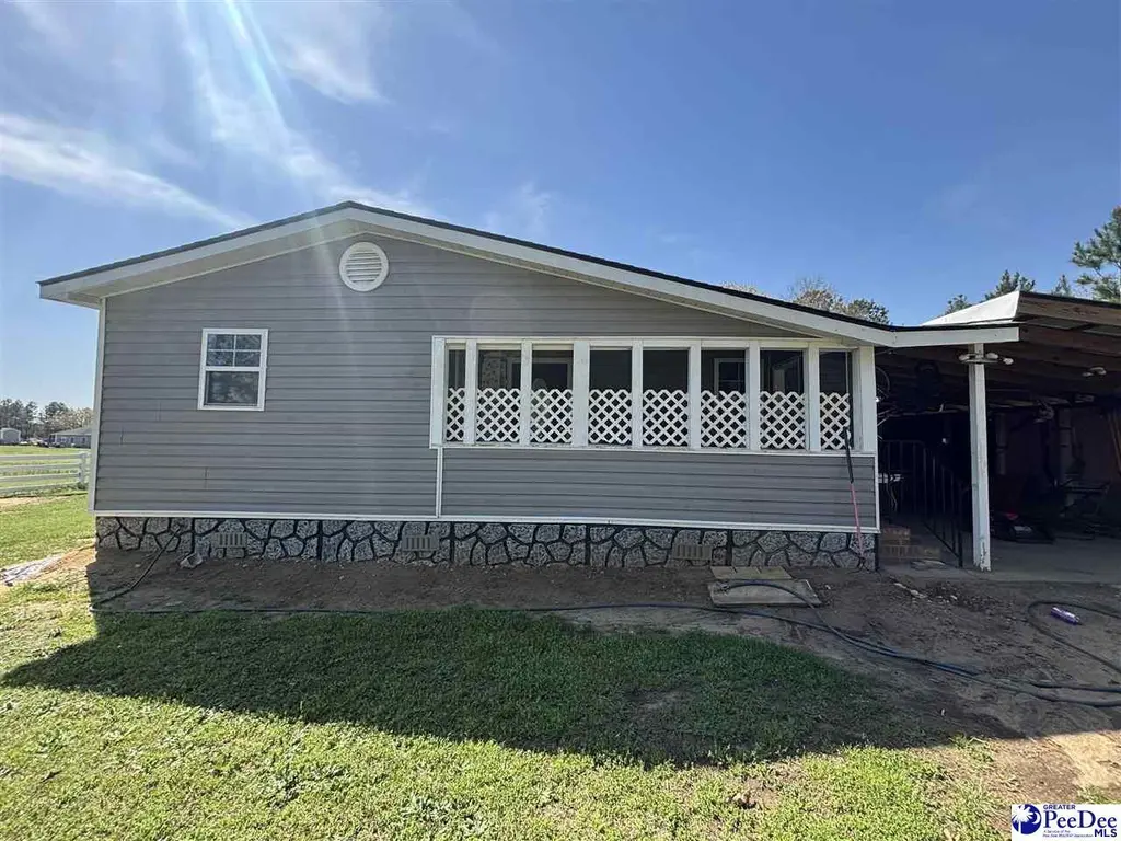 211 Rosenwald Rd