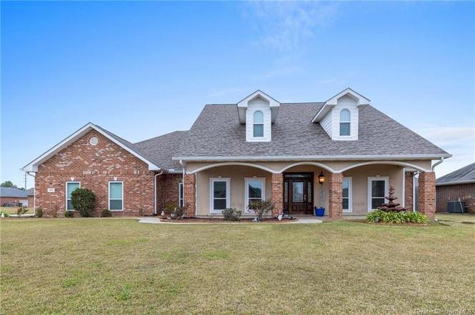 318 Hampton Ct