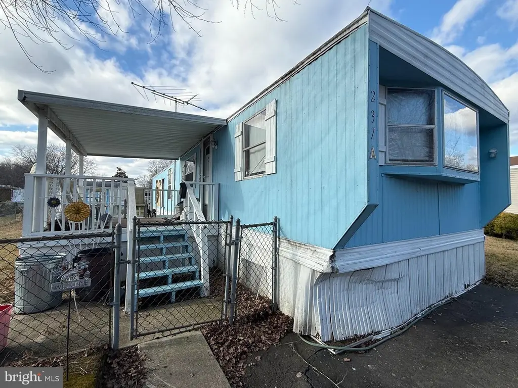 1976 N East Ave Unit 237A
