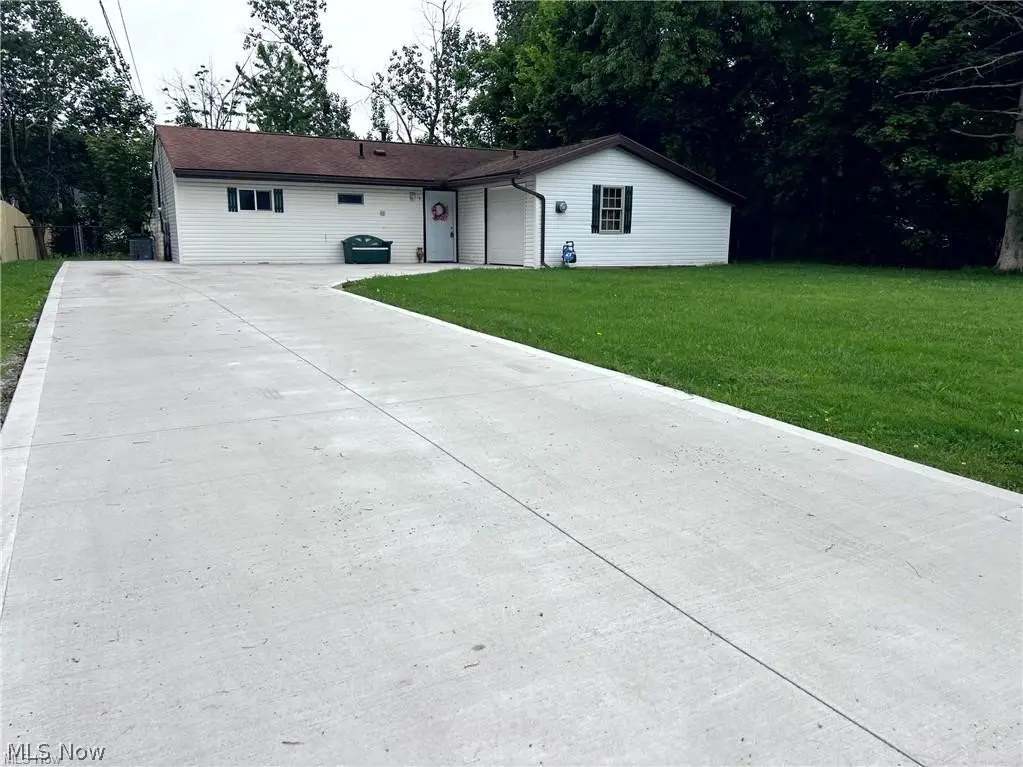 3502 Ivanhoe Dr