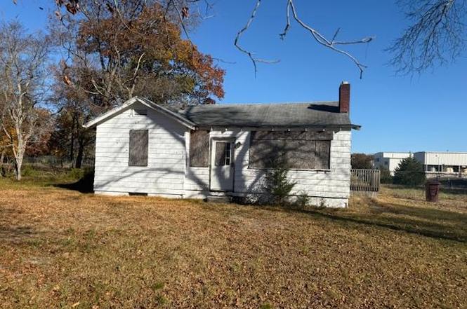 1469 N Mill Rd