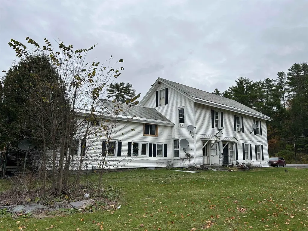 2137 Route 30 N