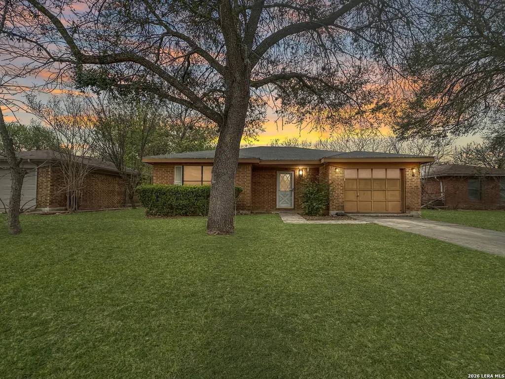116 Apache Cir