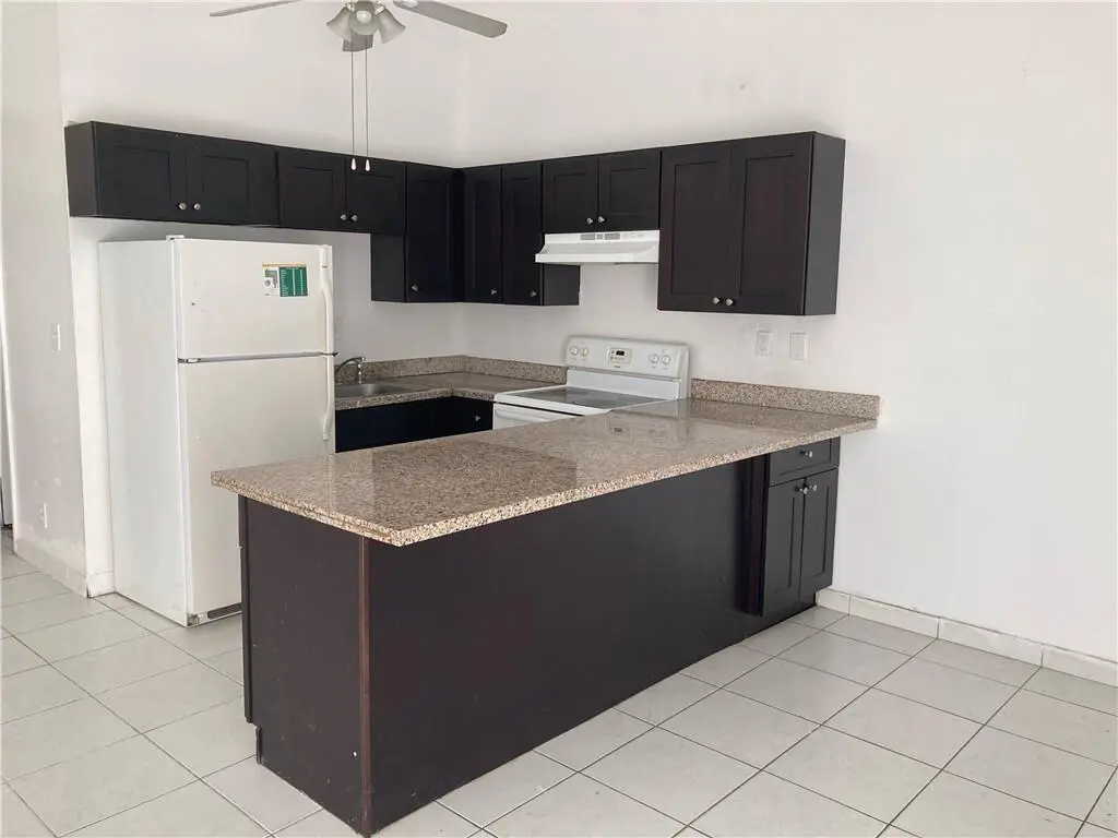 2444 NW 55th Ter