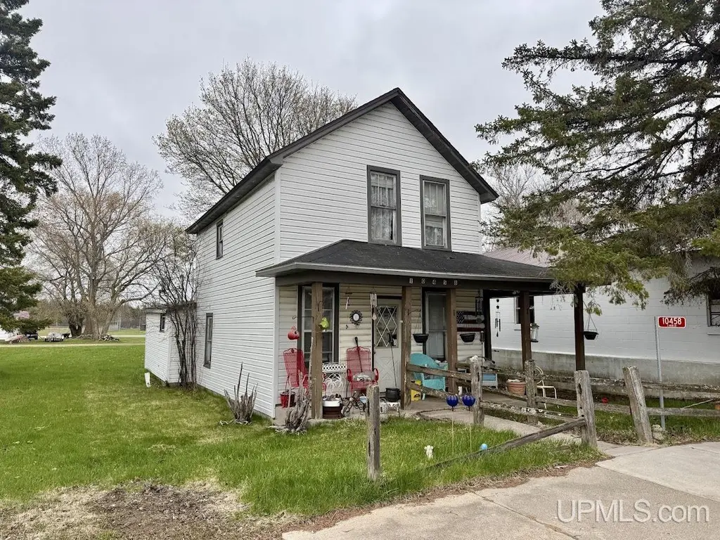 10458 S Main St