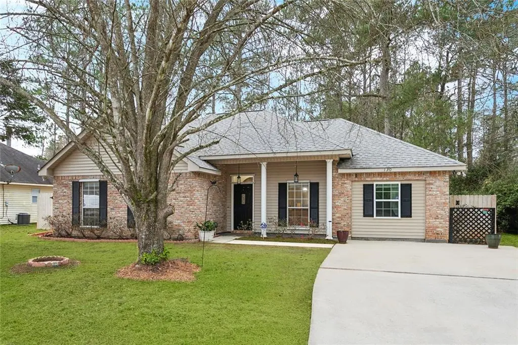130 Egret St