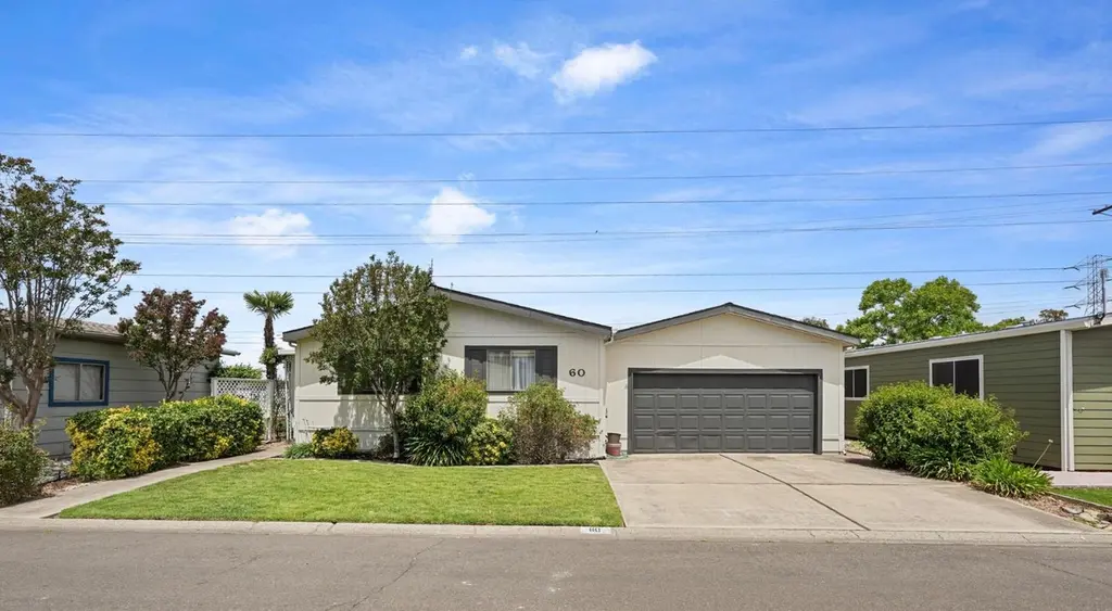60 Hancock Dr