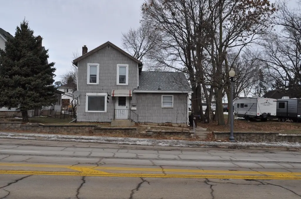 730 W Galena Ave