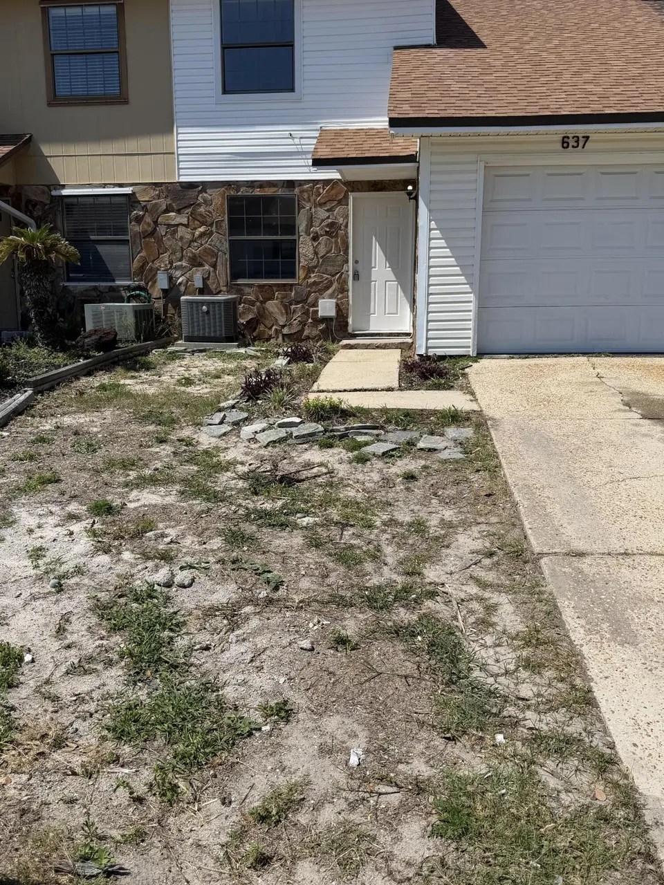 637 Sandalwood Dr