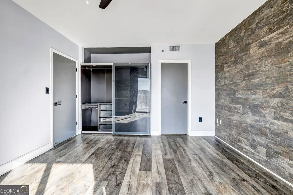1280 Peachtree St #1504