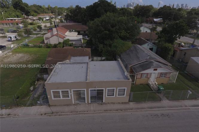 4419 NW 17th Ave