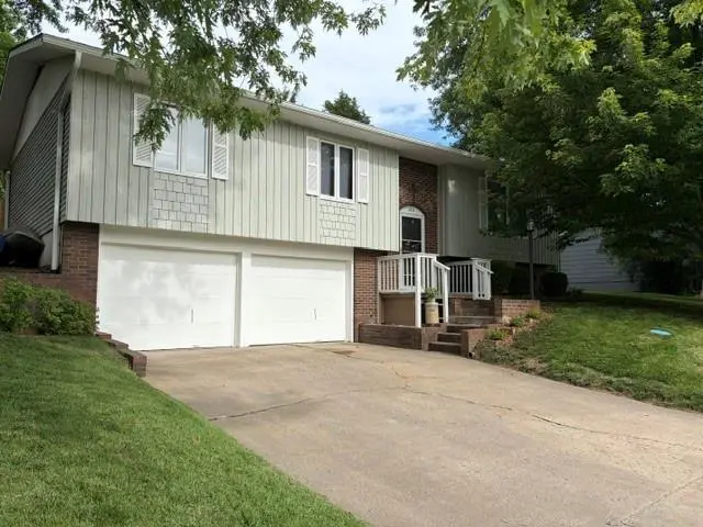 108 Westside Dr