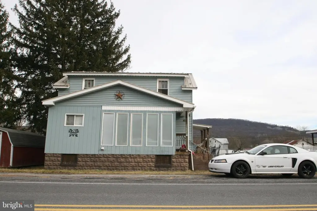 247 Valley St