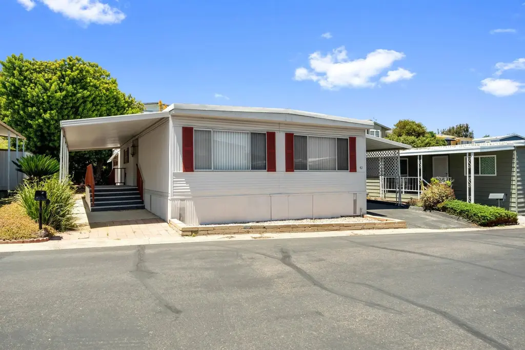 444 N El Camino Real Real Spc 42