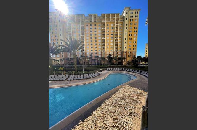 8101 Resort Village Dr #3909