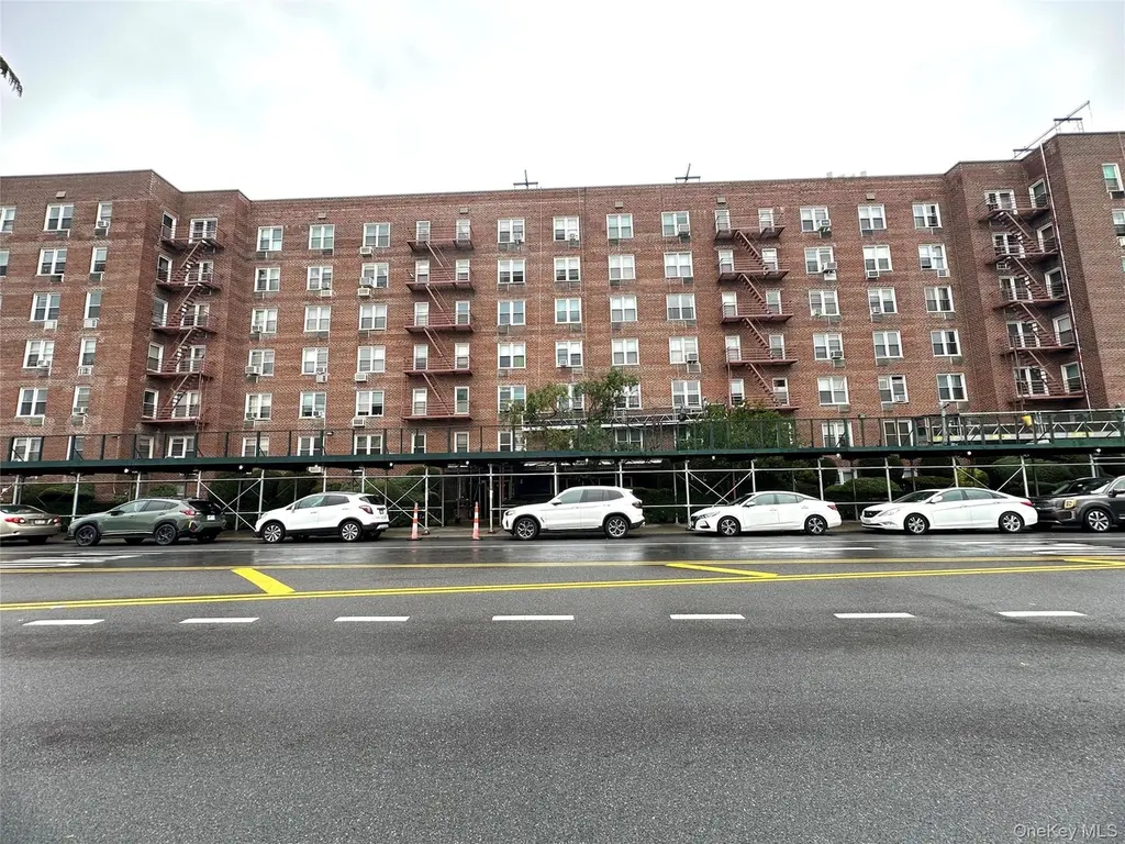 2265 Gerritsen Ave Unit 3S
