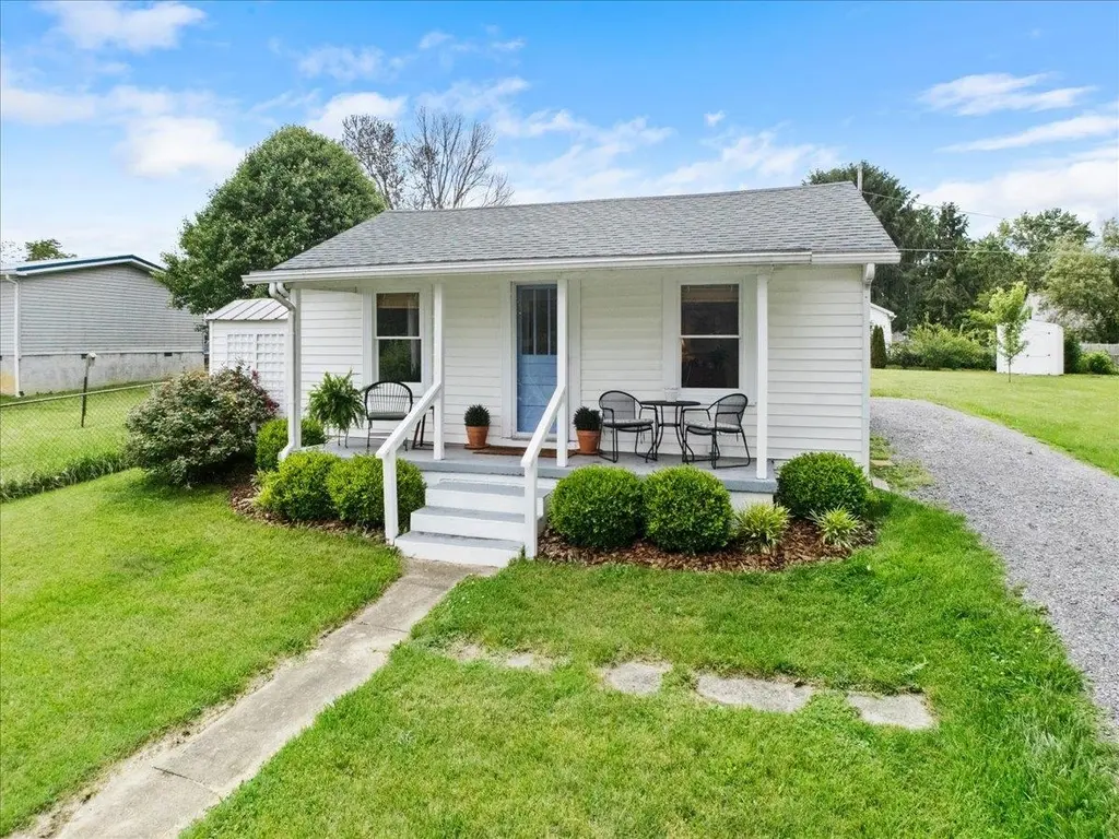 157 Jordan St
