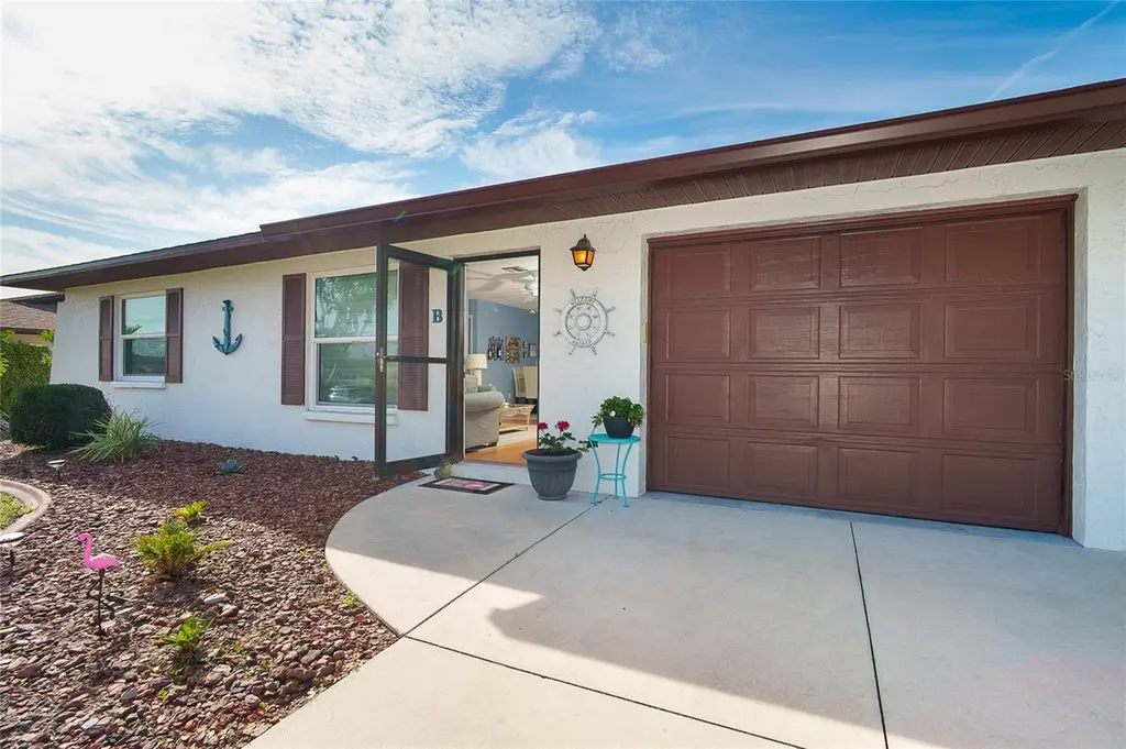 203 High Point Dr Unit 203B