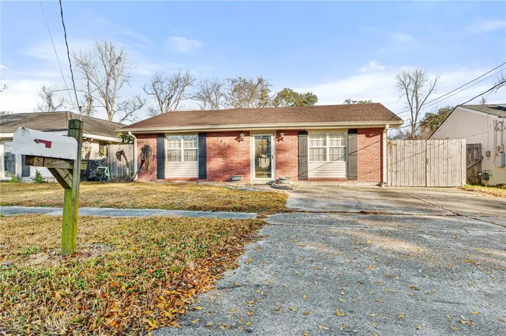 2808 Dolores Dr
