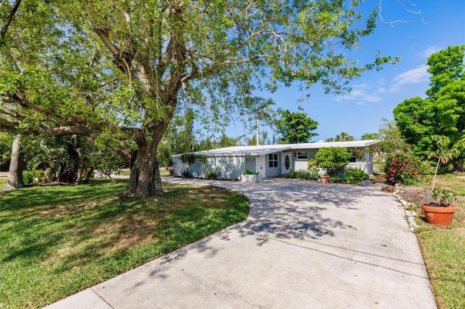 3129 Buttonwood Pl