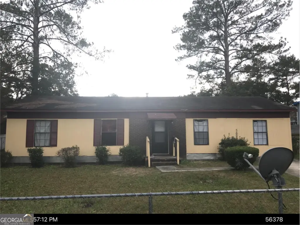 3587 Windsor Cir