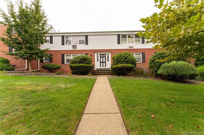 3 Sussex Ct #415