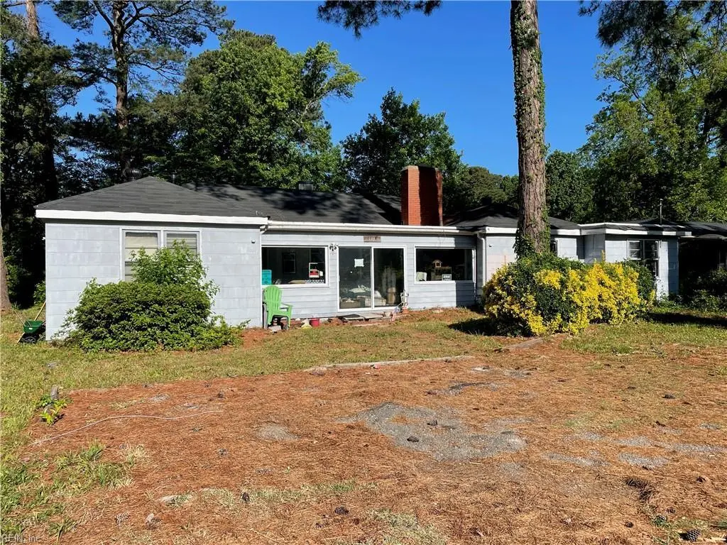 121 Abilene Ave